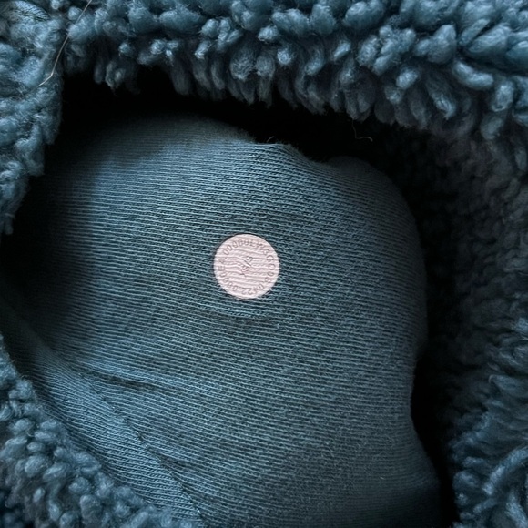 Lululemon Scuba Oversized Cropped Fleece Funnel Neck - Picture 5 of 6